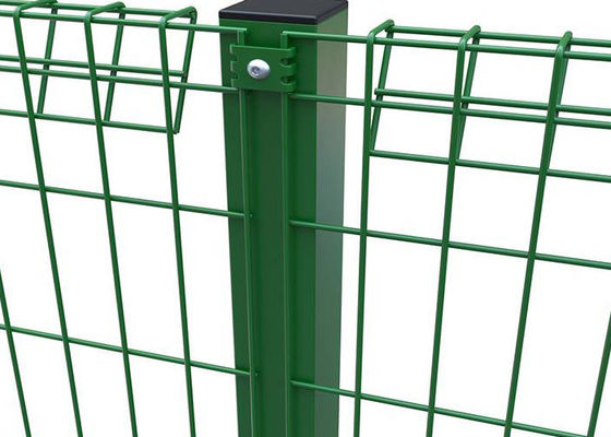 900mm–2400mm Segitiga Gulung Pagar Pagar Kawat Logam Dilapisi Galvanis