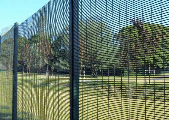 Green 358 Anti Climb Mesh Galfan 358 Mesh Fencing Untuk Tingkat Keamanan Yang Lebih Tinggi