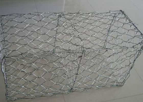 60 × 80mm Woven Gabion Baskets 1mx1mx1m Wire Untuk Kapasitas Beban dan Ketahanan Yang Lebih Tinggi