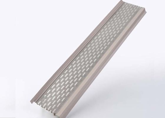 Pelindung Daun Logam Stainless Steel atau Aluminium Berlubang Juga Dikenal Sebagai Penutup Talang