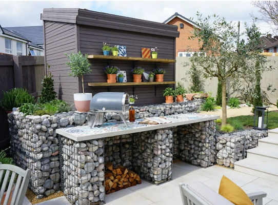 Desain Unik Menciptakan Keranjang Gabion Taman Untuk Tambahan Dekoratif Ke Taman Tempat Parkir
