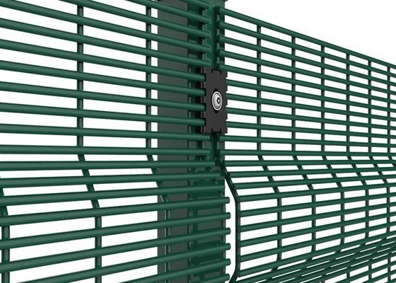 Hitam 358 Anti Climb Rigid Mesh Galvanized Fencing Untuk Kekuatan Lebih Tinggi