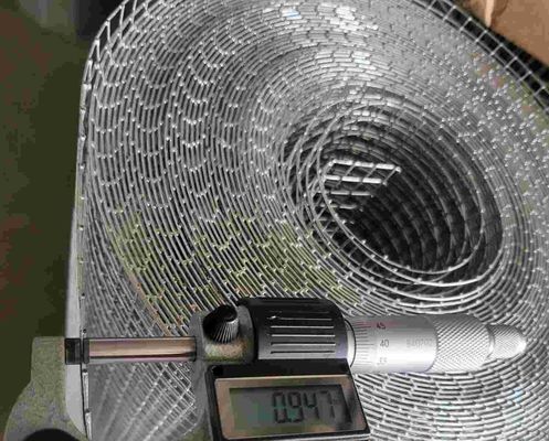 2.5-25cm Lubang Galvanized Welded Wire Mesh Panel 1 12 Inch By 1 Inch