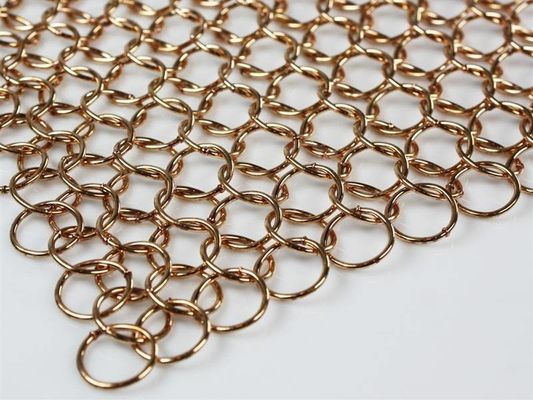 Tirai Besi – Beragam Pilihan Gaya, Modis dan Fungsional untuk Balkon dan Gorden, Plafon, Pembatas Ruang