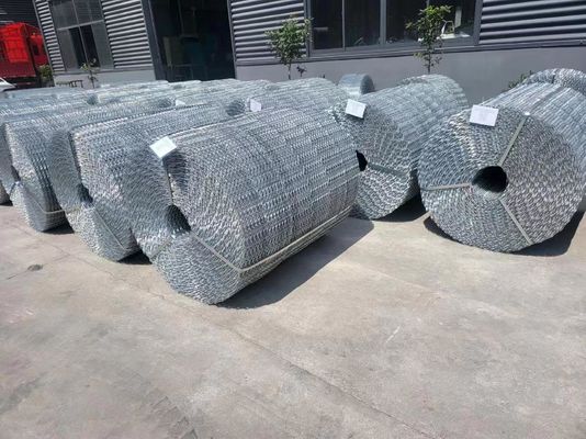Low Carbon Steel CWC Mesh 1.8-2.2 Mm Wire Diameter